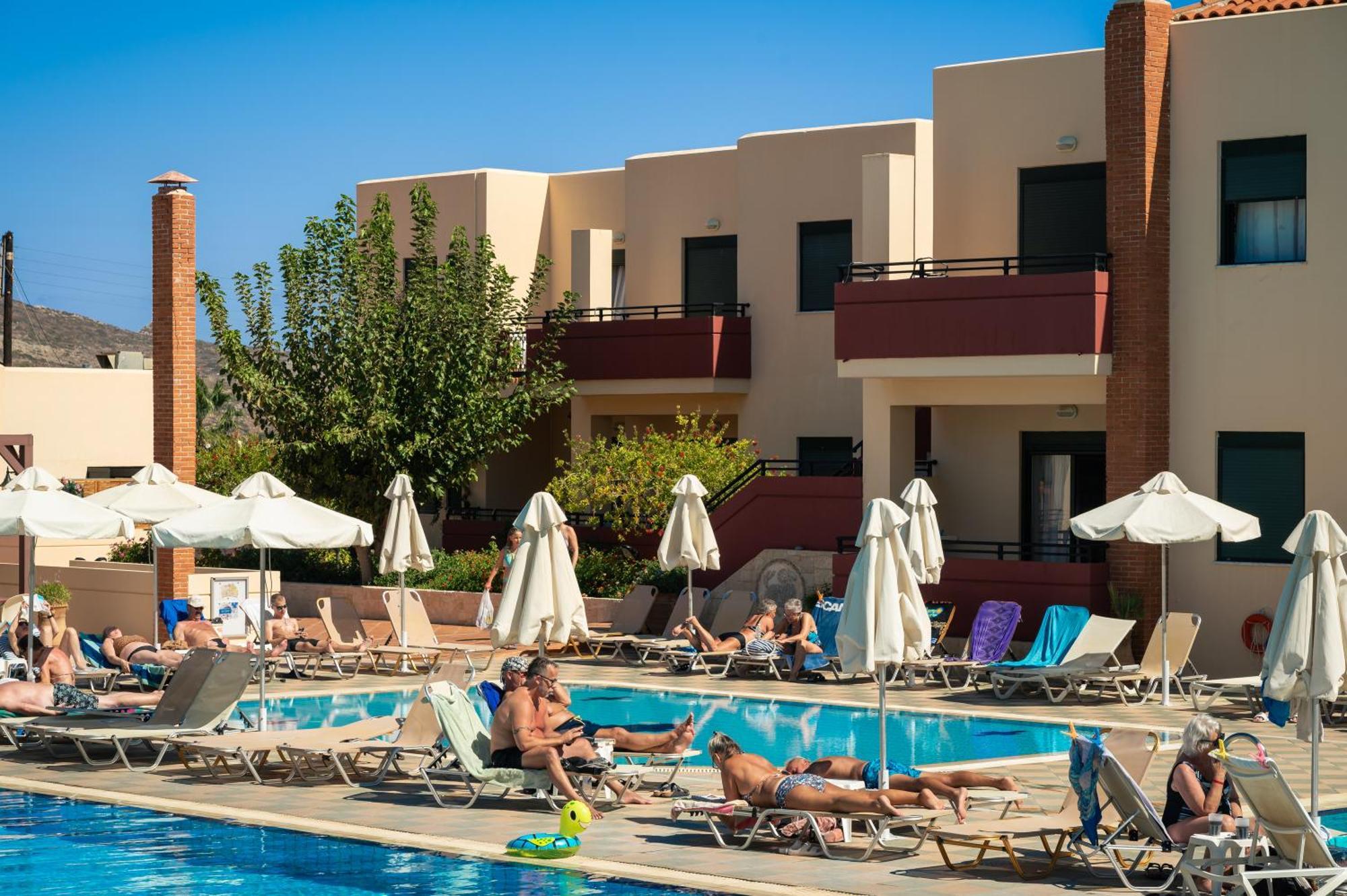 Kambos Village Agia Marina  ภายนอก รูปภาพ